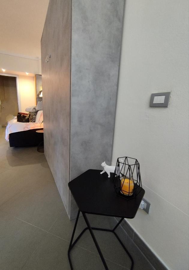 Nido Al Mare Apartment โบนัสโซลา ภายนอก รูปภาพ