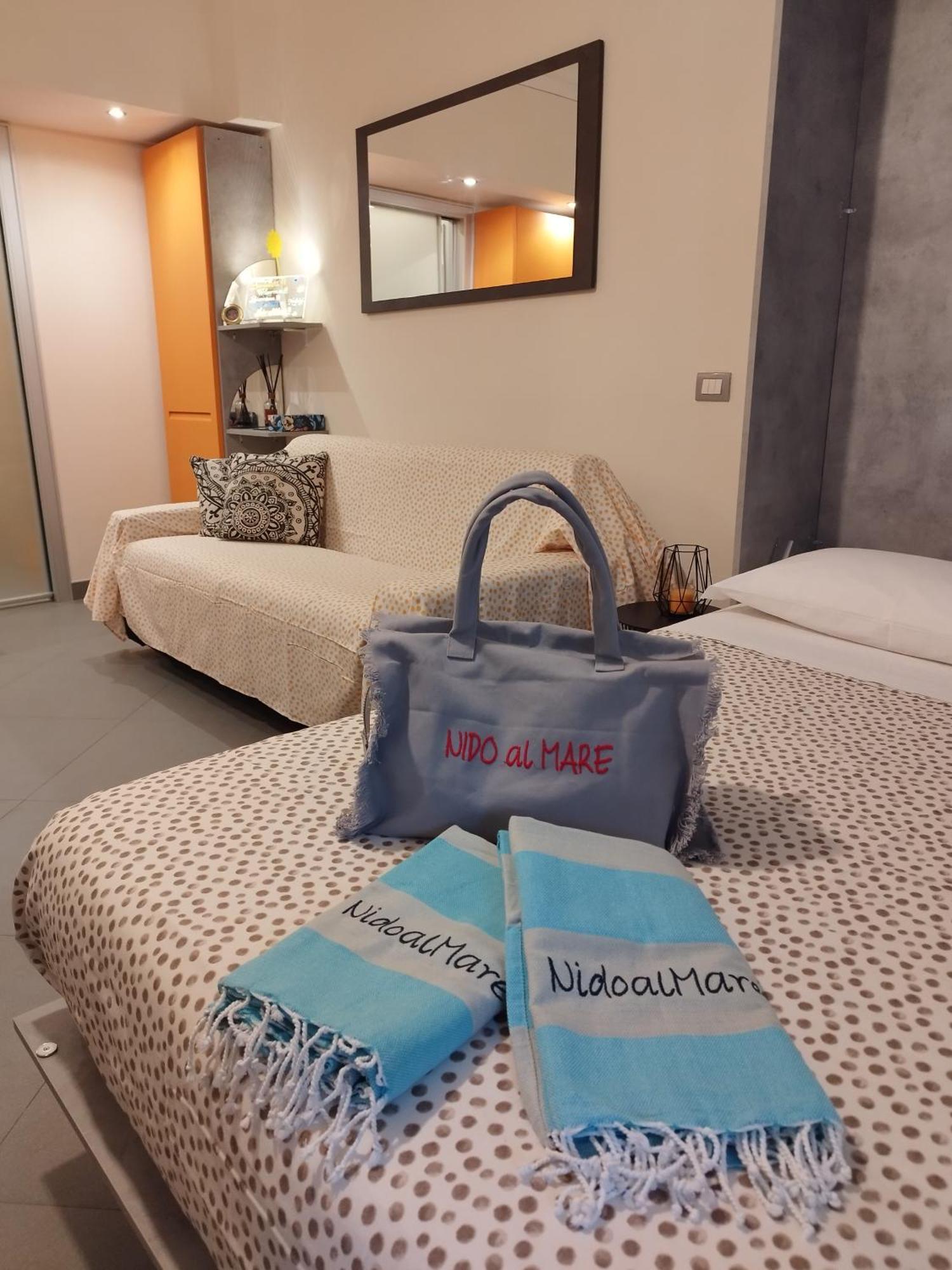 Nido Al Mare Apartment โบนัสโซลา ภายนอก รูปภาพ